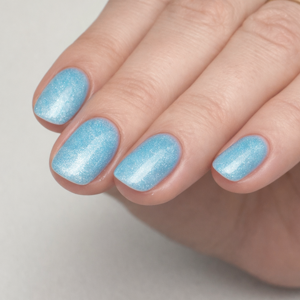 Raya Dipping Powder Farbe auf Nägeln