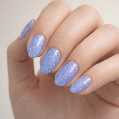 Luna Dipping Powder Farbe auf Nägeln