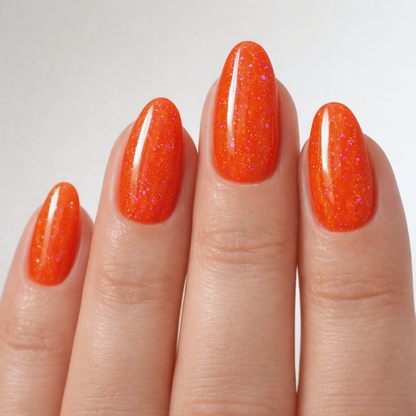 Romy Dipping Powder Farbe auf Nägeln